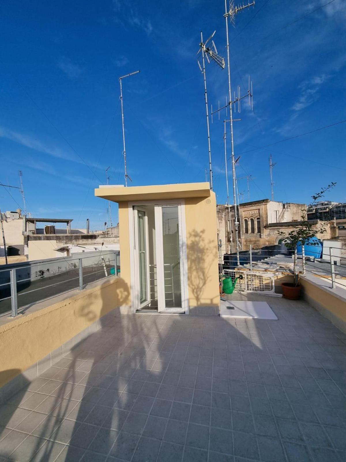Corte Sui Tetti Di Apartment *